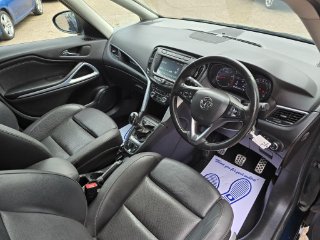 /photos/11640/be7f2329-5f72-43b4-94d3-18d6087b20c5_i320x240.jpg