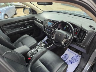 /photos/11640/c0f89b7e-0921-4c0d-89eb-995ee93a3087_i320x240.jpg