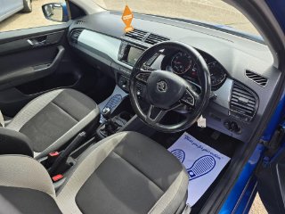 /photos/11640/e2f903ce-ccd1-4b06-b4a5-041d03c49897_i320x240.jpg
